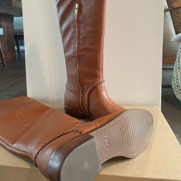 Brand New Condition UGG Camel Riding Boots - Picture 2 of 3